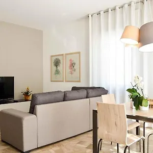 https://appartamento-di-silvia-silvias-apartment.hotelinveneto.com