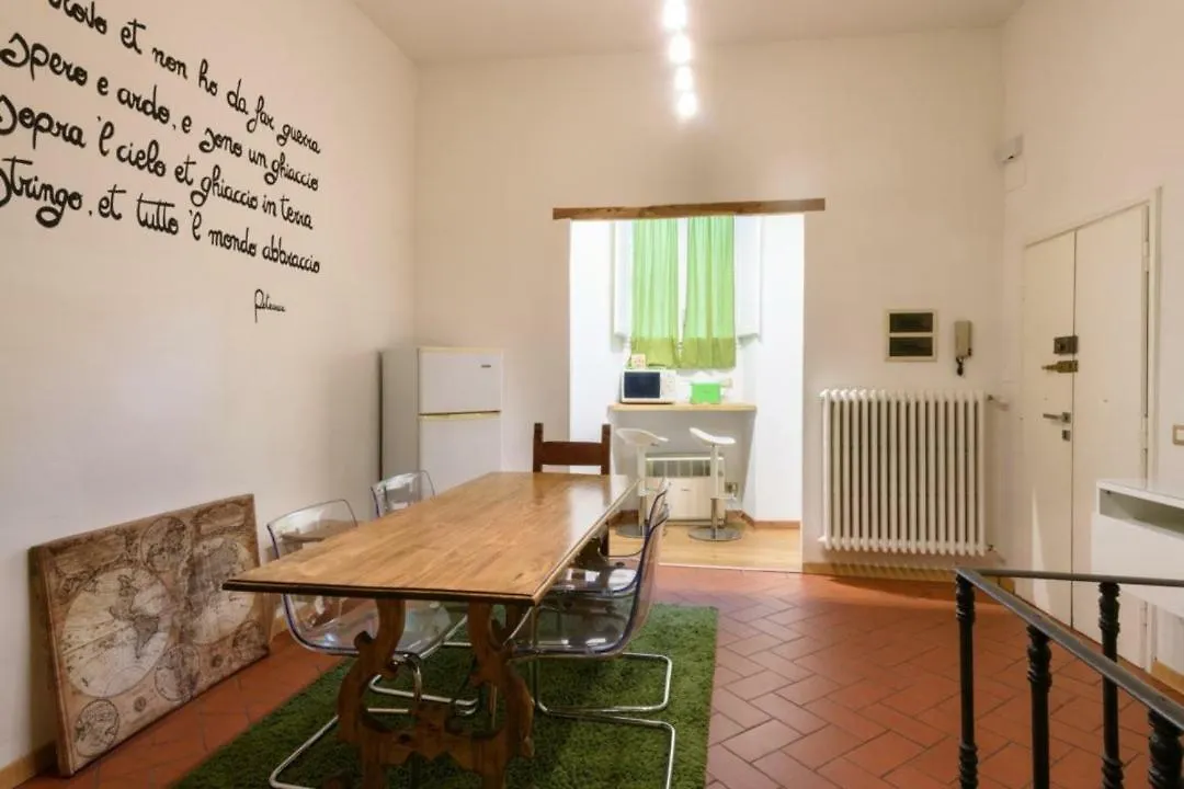 Secret Suite: A Dream Came True In Florens Lägenhet