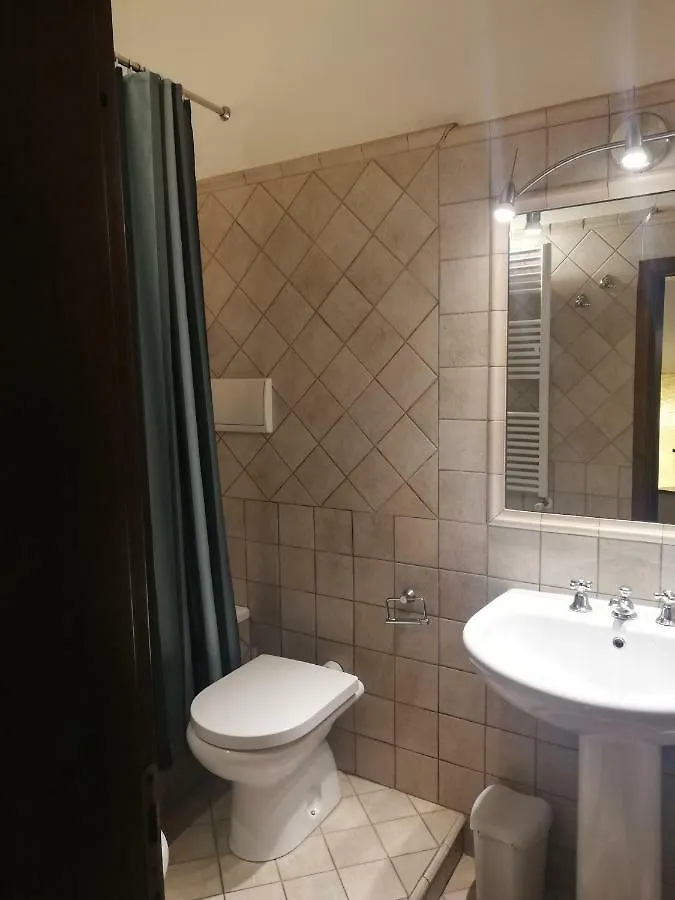 Secret Suite: A Dream Came True In Florens Lägenhet