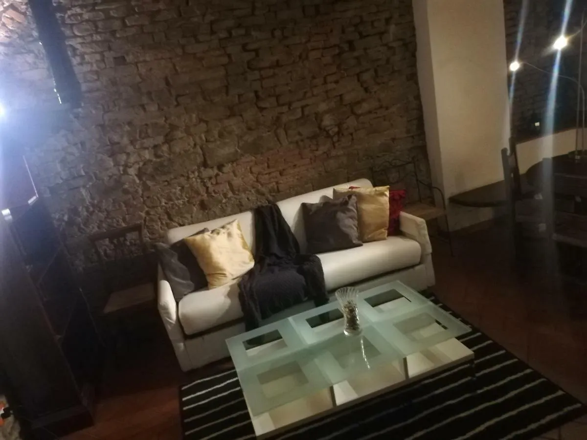 Secret Suite: A Dream Came True In Florens Lägenhet